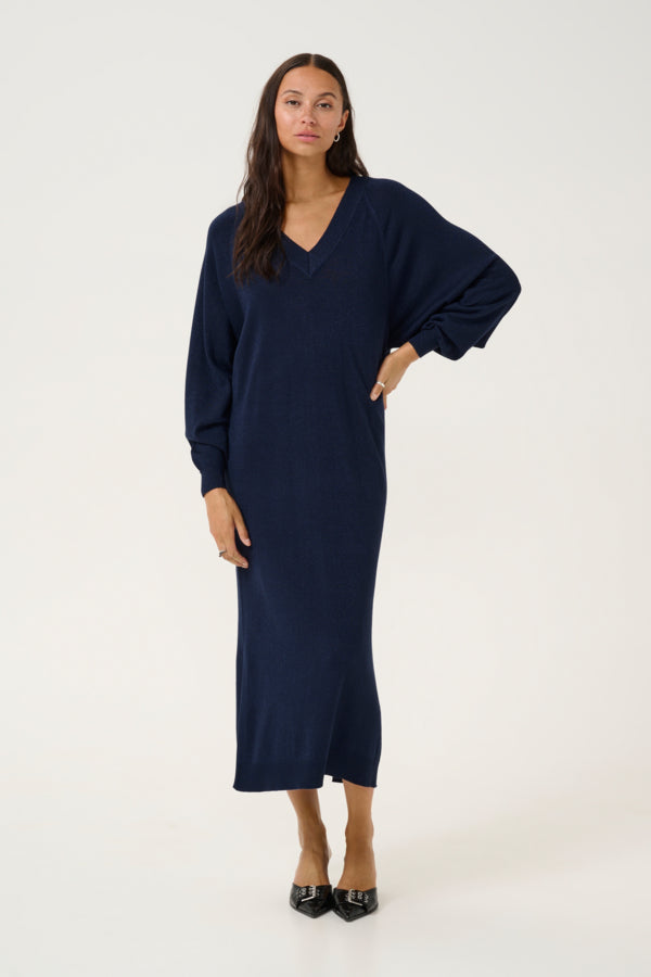 Regina kjóll frá Kaffe - Navy glitter