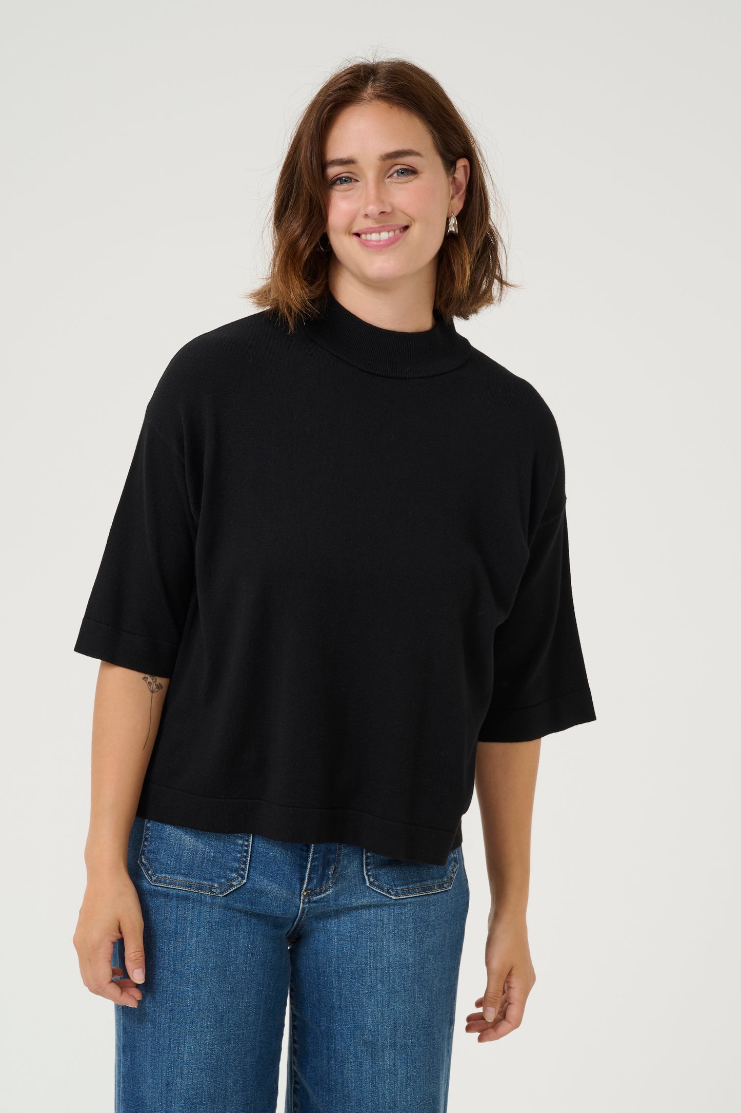 Lizza Turtleneck peysa frá Kaffe- Svört