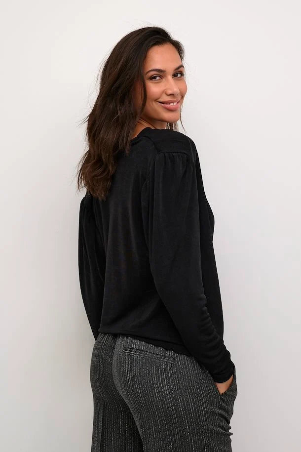 Gina blússa frá Kaffe - Svartur