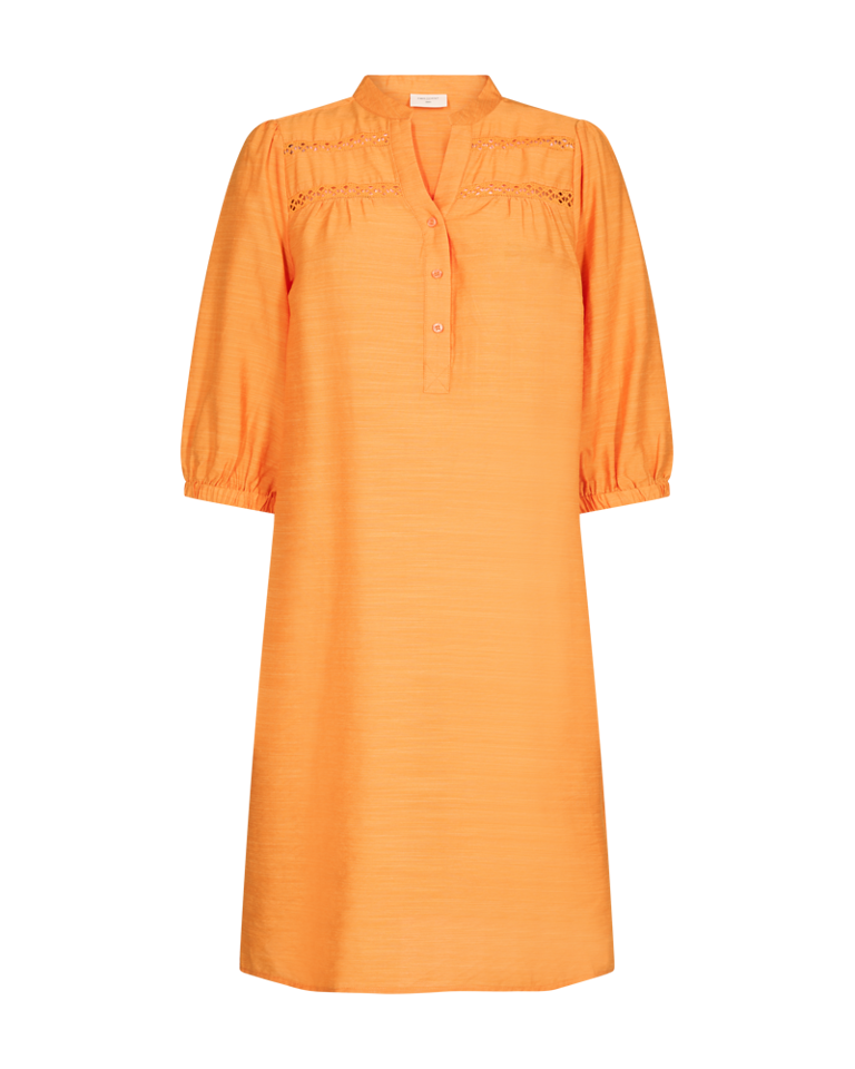 Driva kjóll frá Freequent- orange