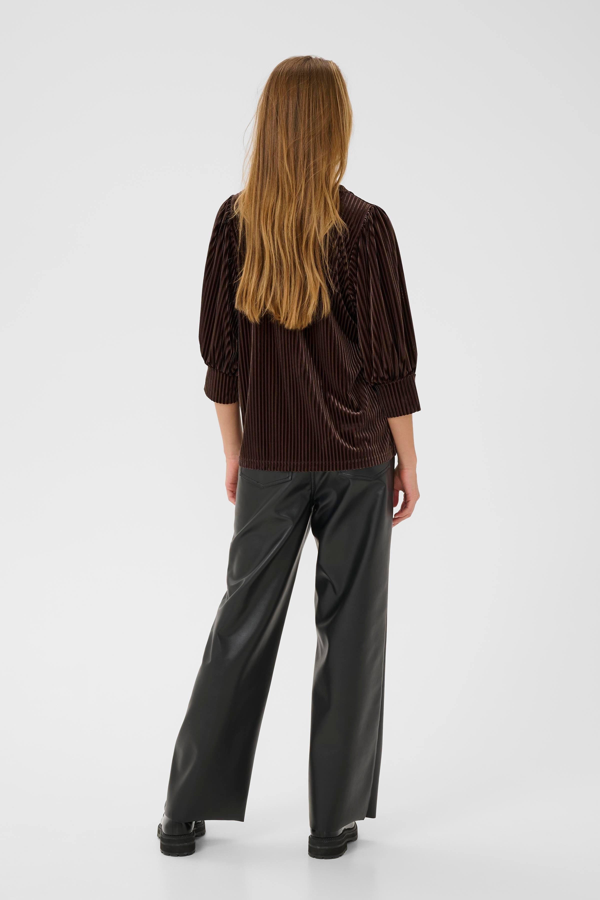 Caca blússa frá Kaffe -  Brún