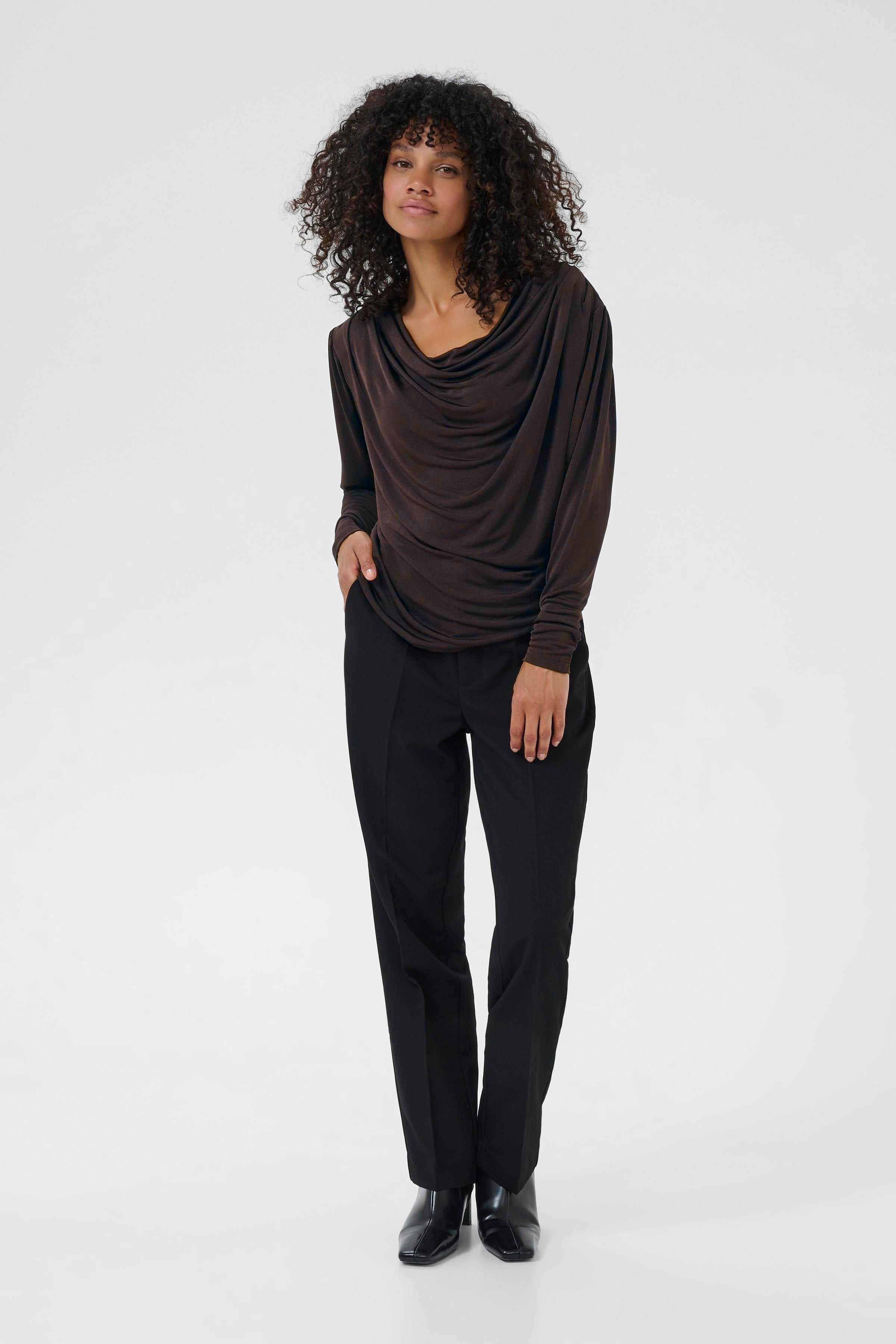 Gina blússa frá Kaffe - Brún