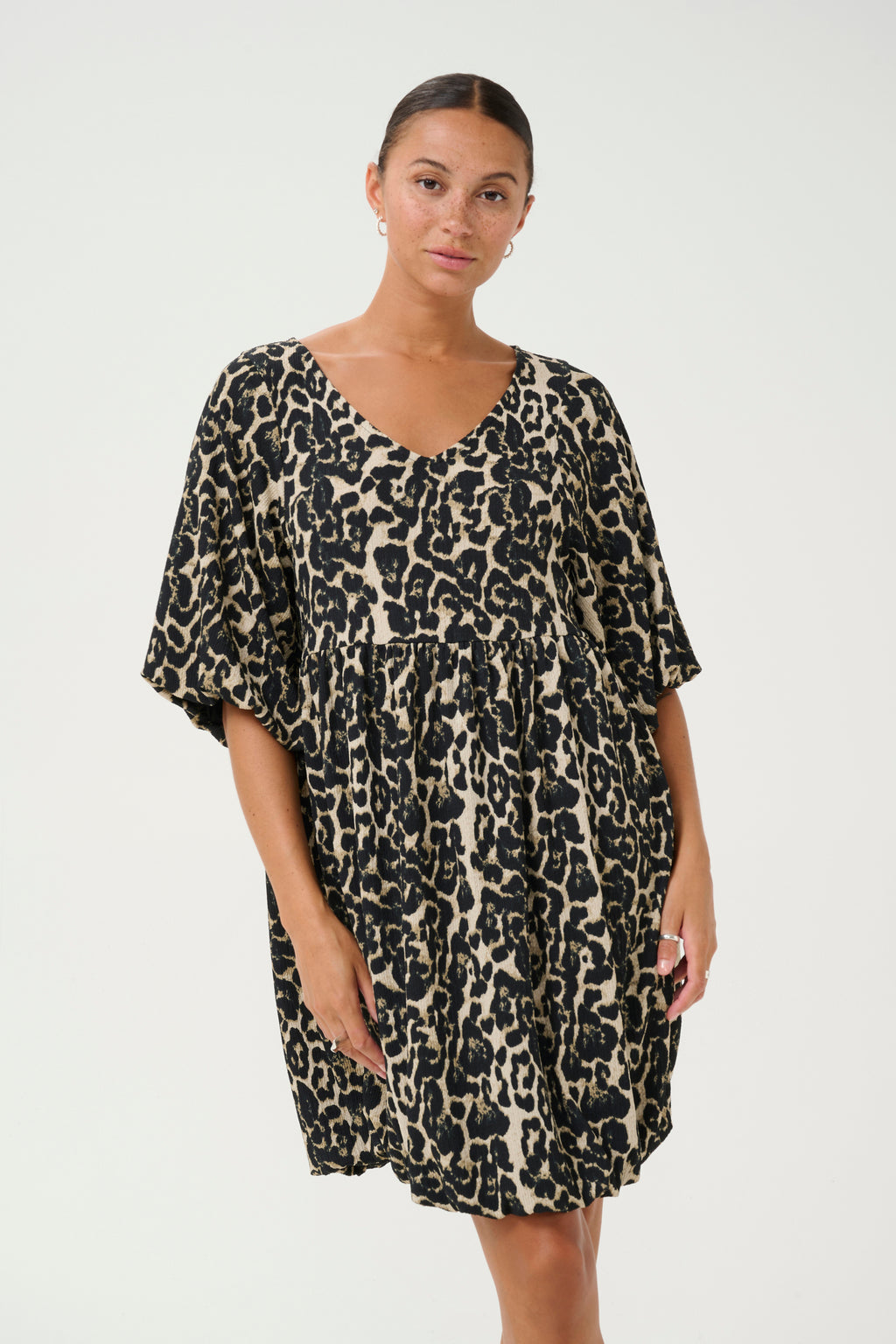 Nani kjóll frá Kaffe -Leopard print