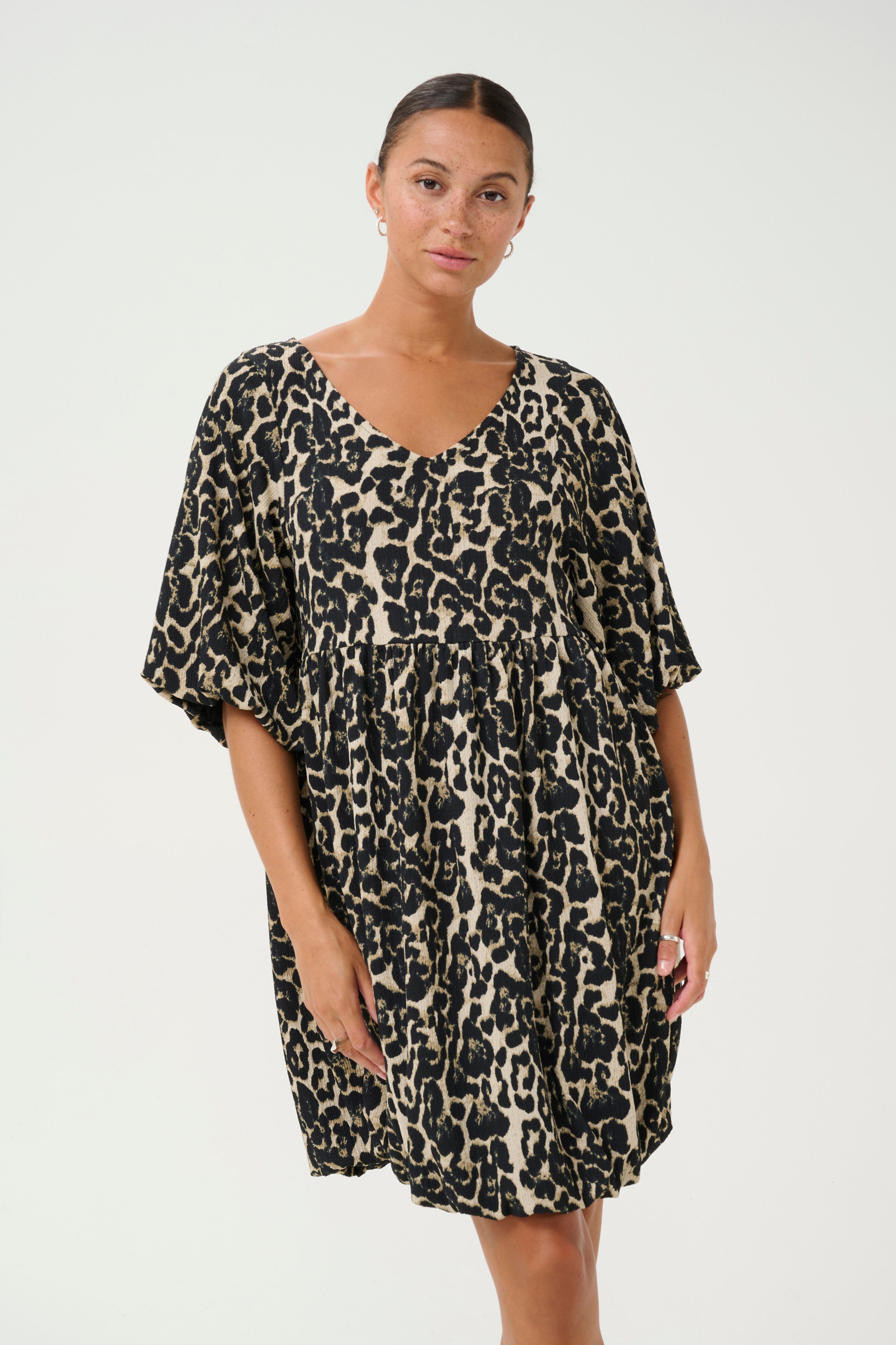 Nani kjóll frá Kaffe -Leopard print