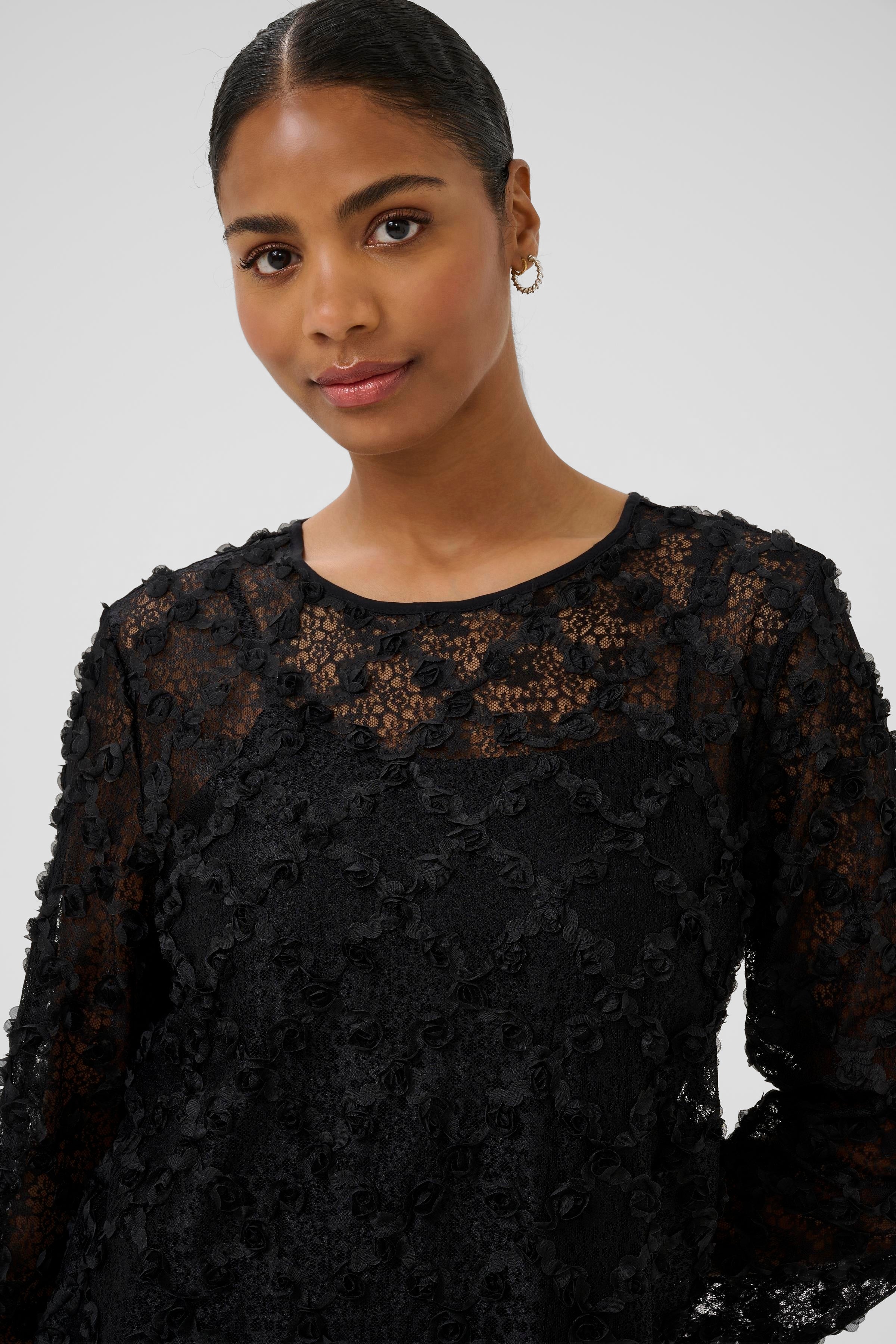 Rosie kjóll frá Kaffe - Svartur