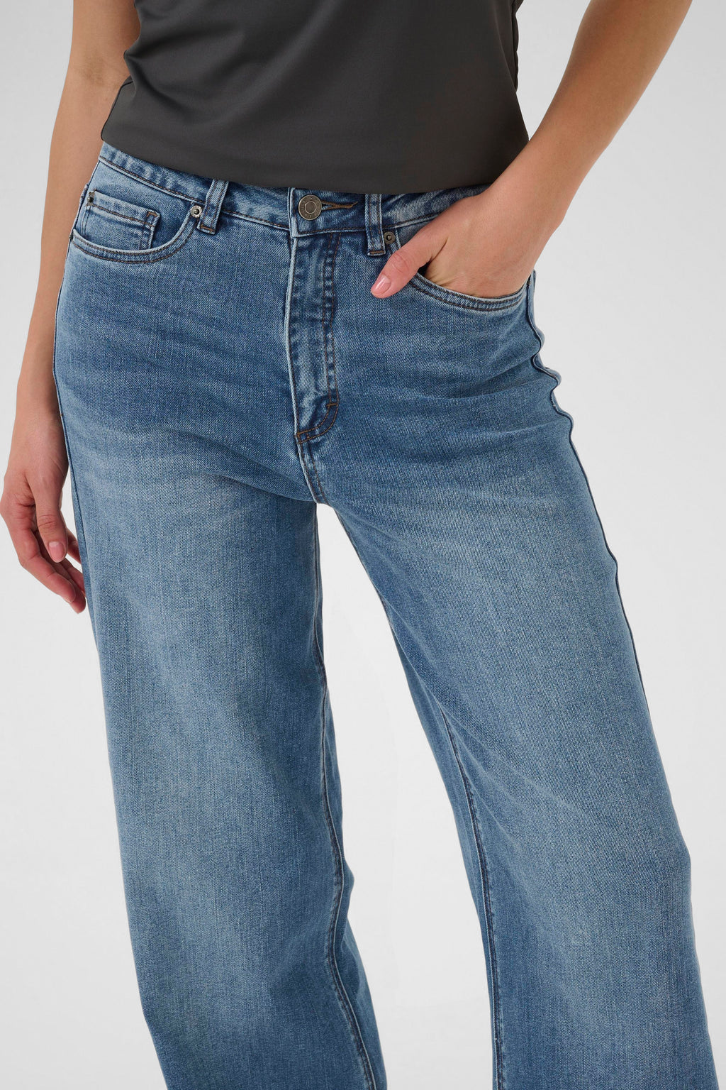 Meadow HW reg fit gallabuxur frá Kaffe  – Medium blue denim
