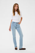 Maris reg fit gallabuxur frá Kaffe  – Light blue