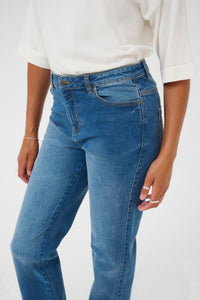 Maris reg fit gallabuxur frá Kaffe  – Medium blue denim