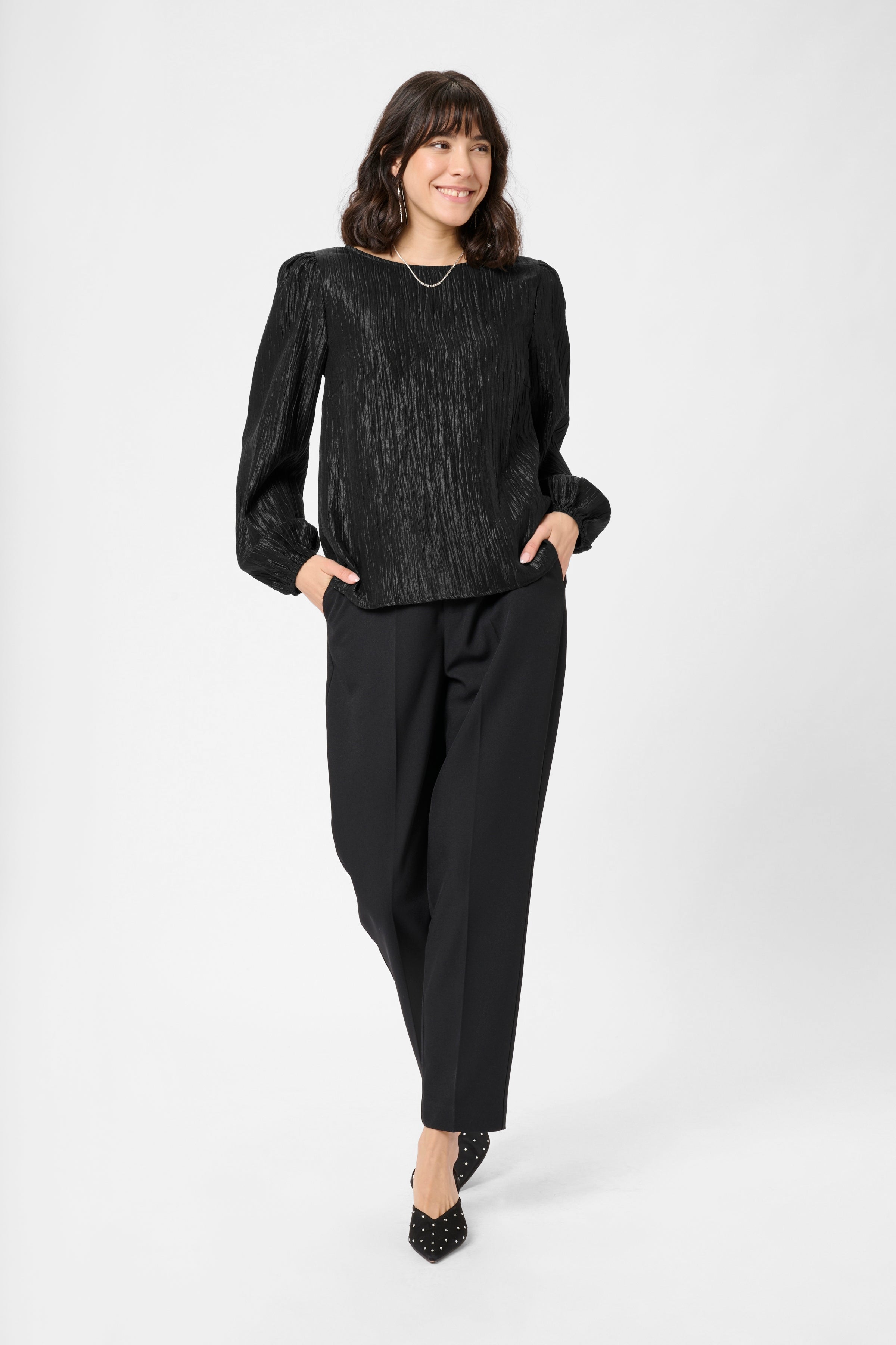 Rizz blússa frá Kaffe - Svört