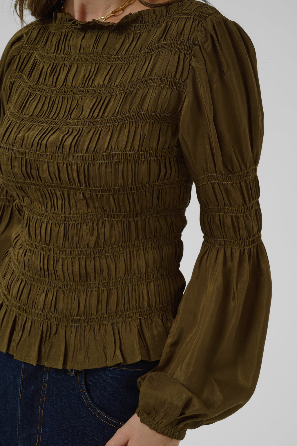 Henva blússa/toppur frá Cream - Olive