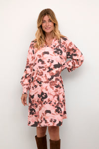 Elena kjóll frá Cream - Blurred rose bleikur