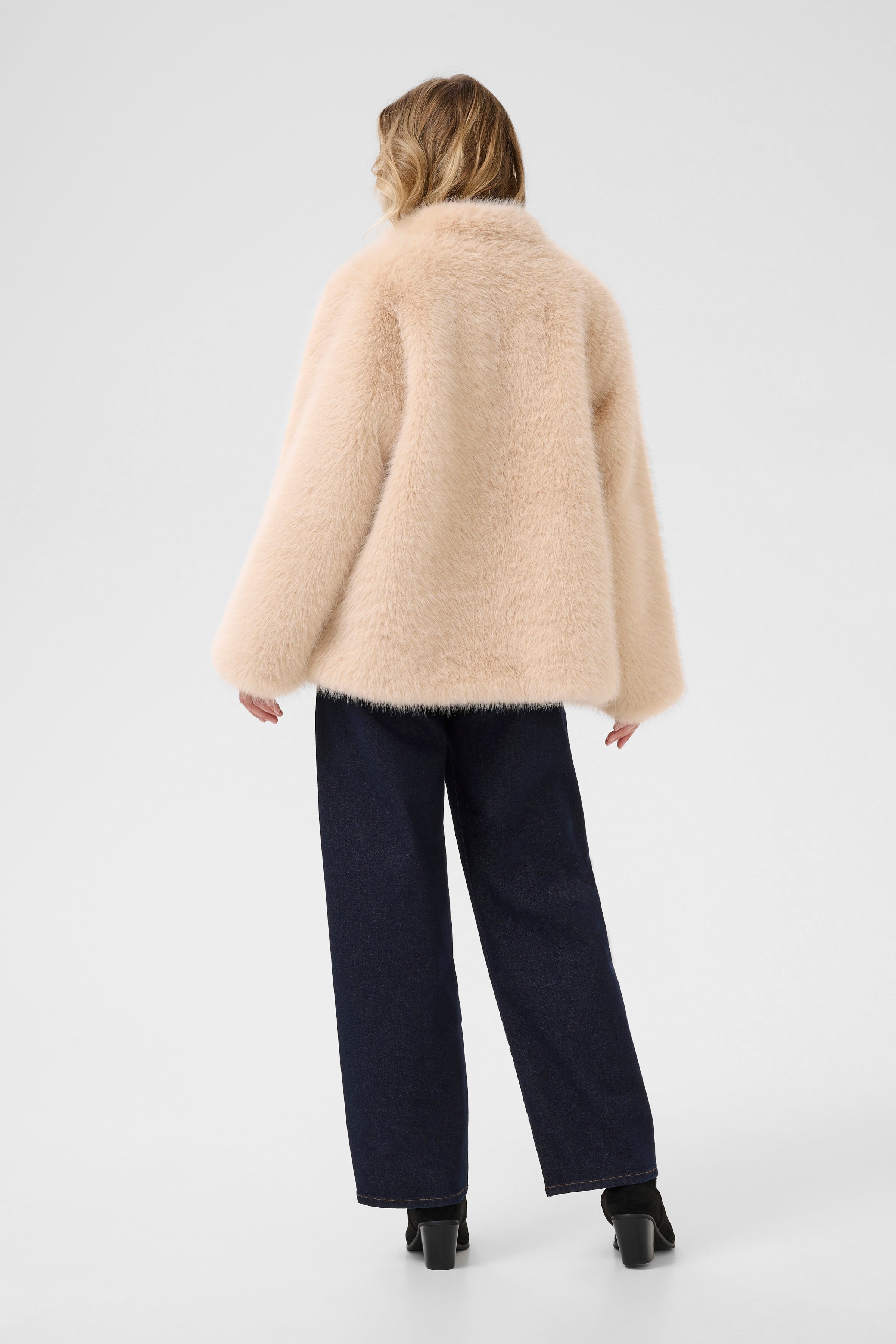 Frimia jakki frá Cream - Nature