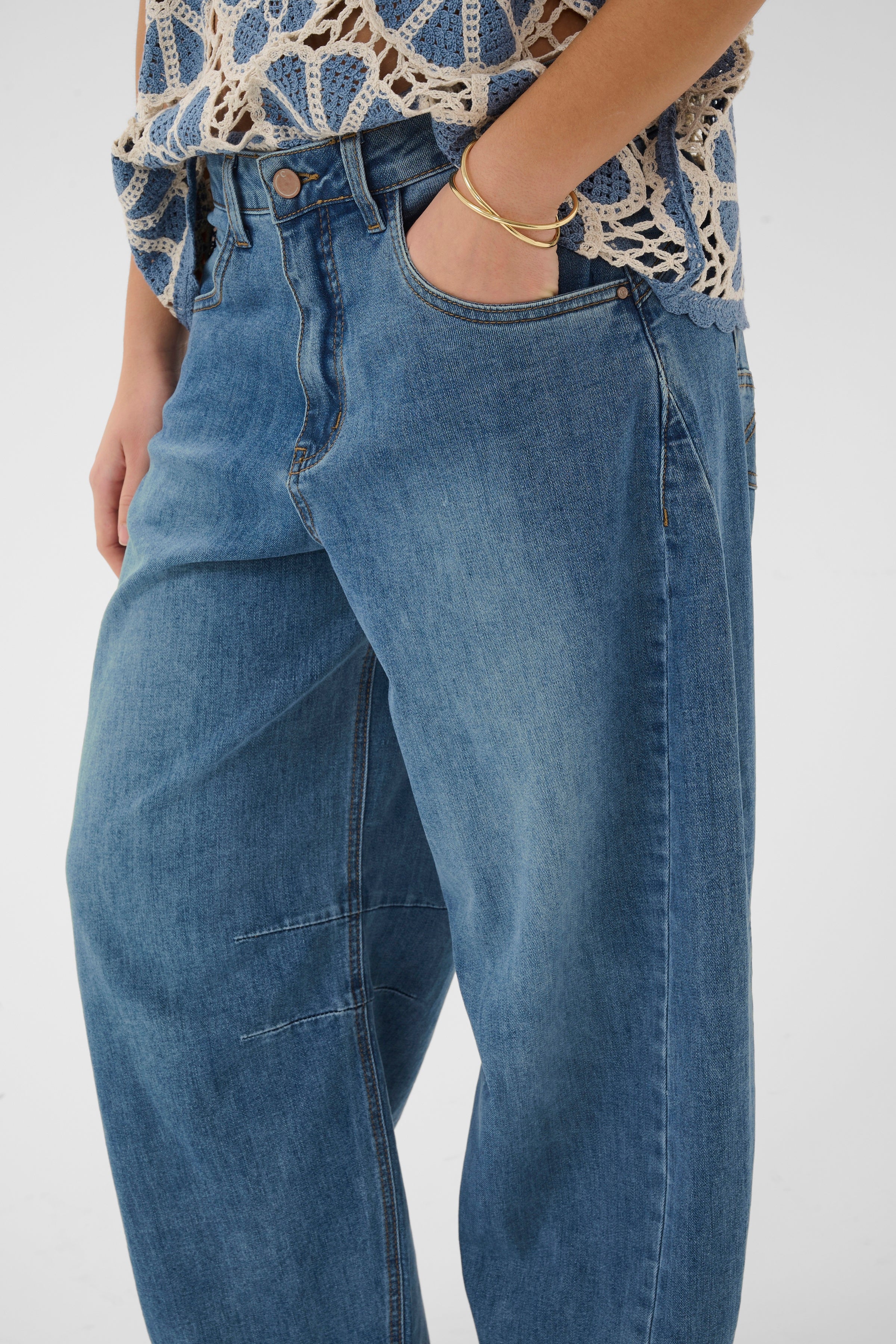 Bahren gallabuxurbuxur frá Cream  - Dawson Medium Blue Denim