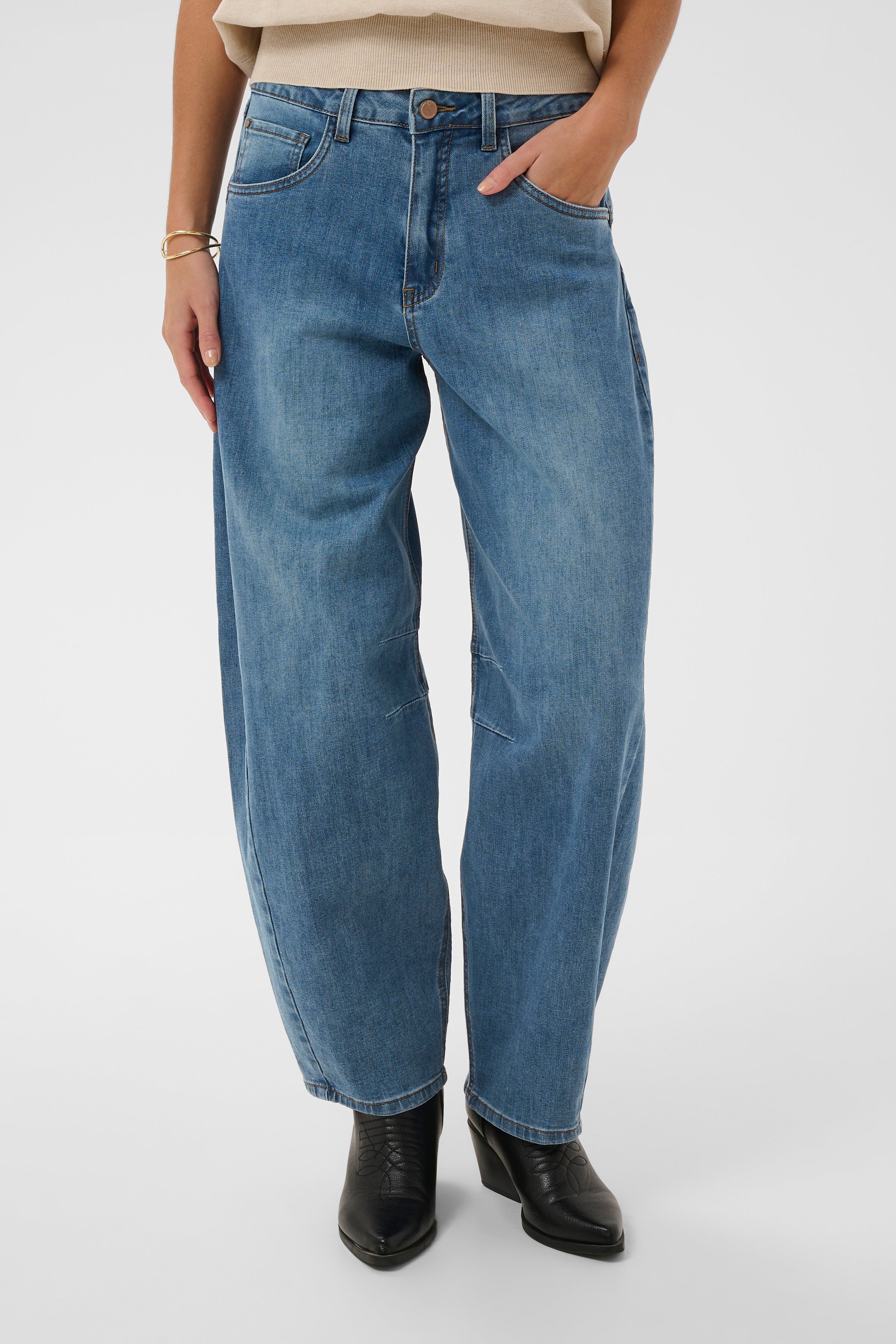 Bahren gallabuxurbuxur frá Cream  - Dawson Medium Blue Denim