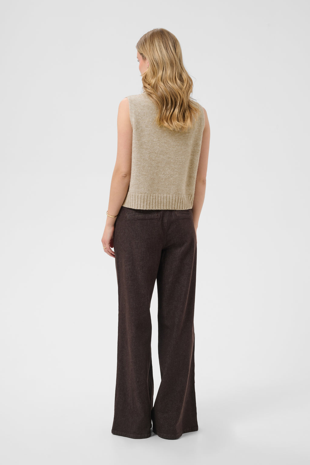 Elsie vesti frá Cream - Light brown lent