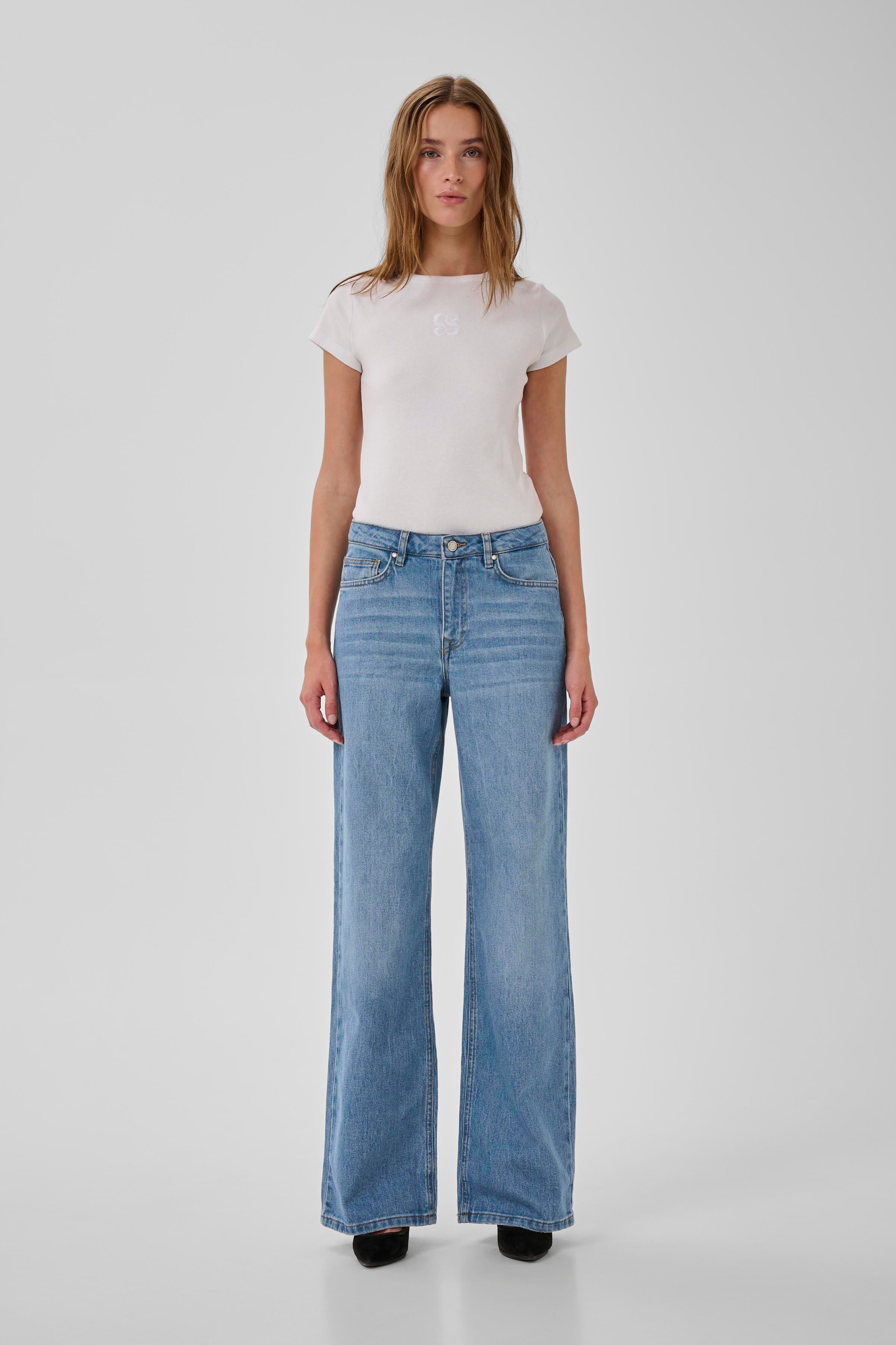 05 THE LOUIS 139 gallabuxur frá My Essential Wardrobe - Medium blue retro wash