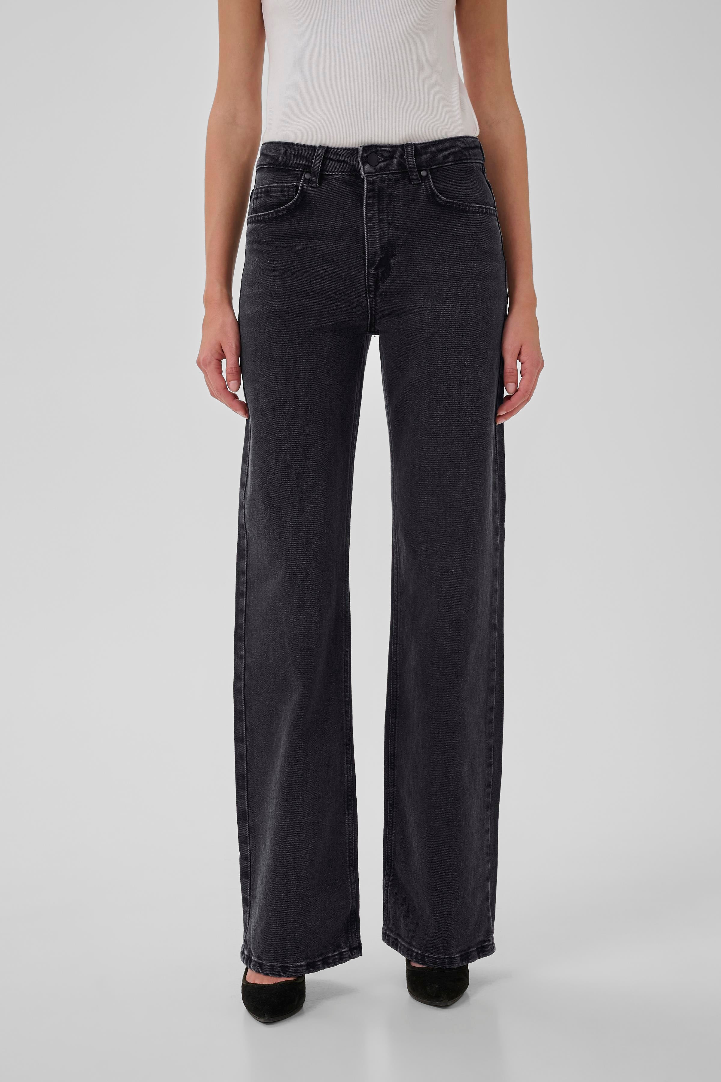 35 THE LOUIS 139 gallabuxur frá My Essential Wardrobe - Black retro wash