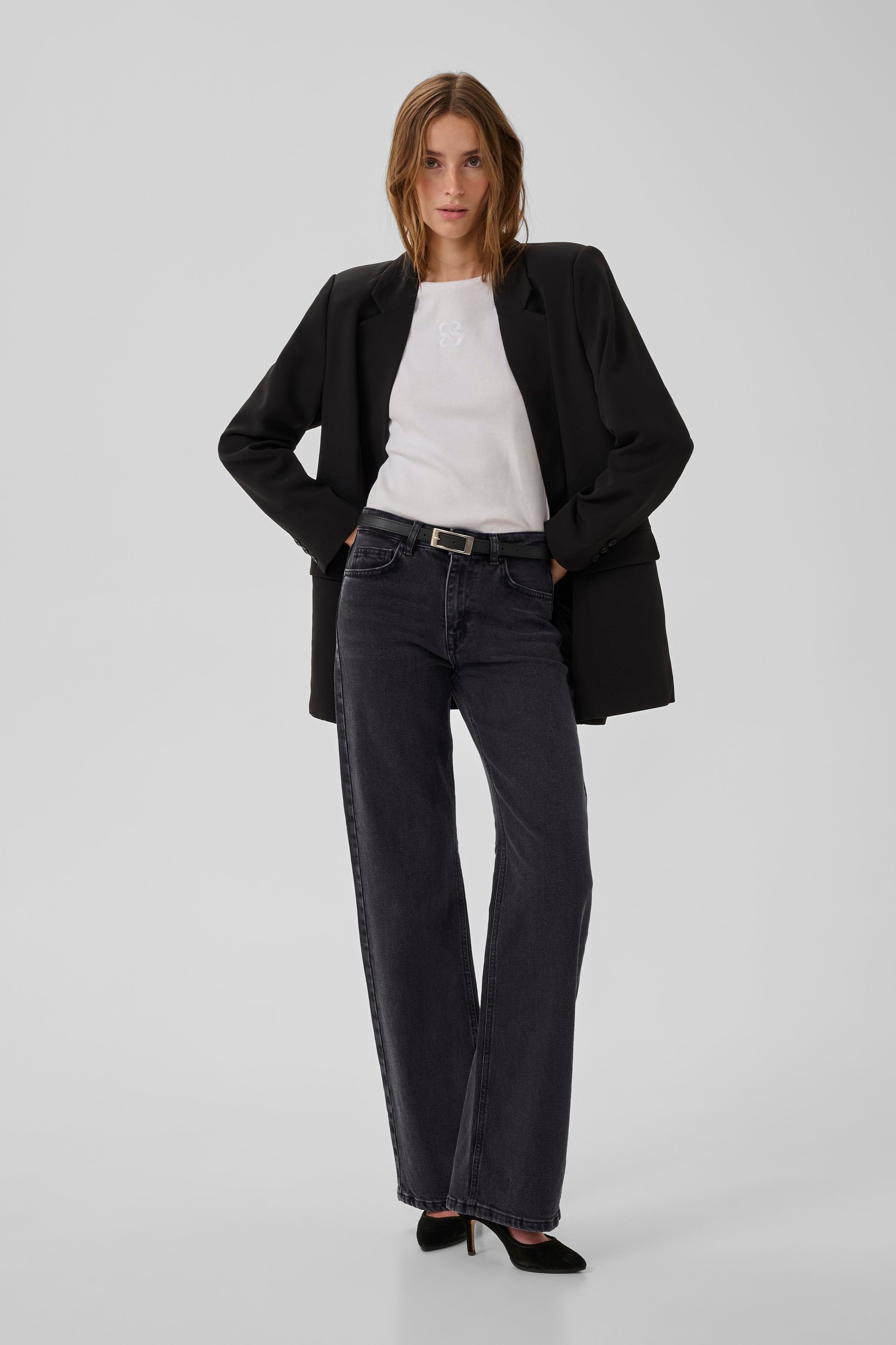 35 THE LOUIS 139 gallabuxur frá My Essential Wardrobe - Black retro wash