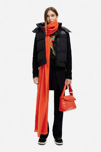 Trefill  LOGO frá Desigual-orange