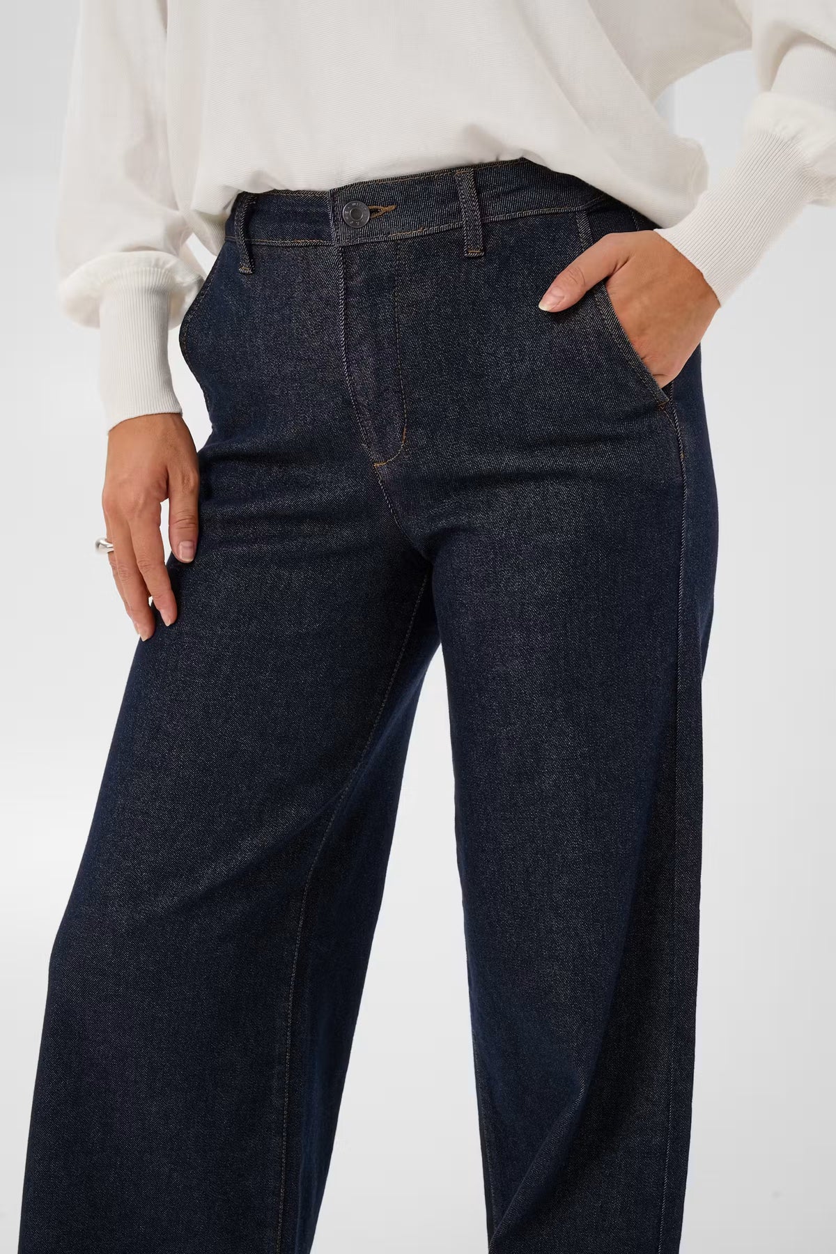 Hally wide gallabuxur frá Kaffe - Dark blue unwashed denim