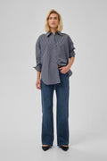 THE LOUIS 139 gallabuxur frá My Essential Wardrobe - Dark blue retro wash