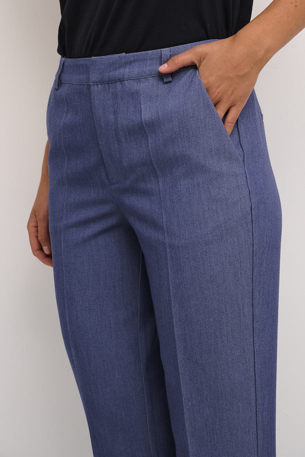 Sakura zipper buxur frá Kaffe - Vintage Indigo