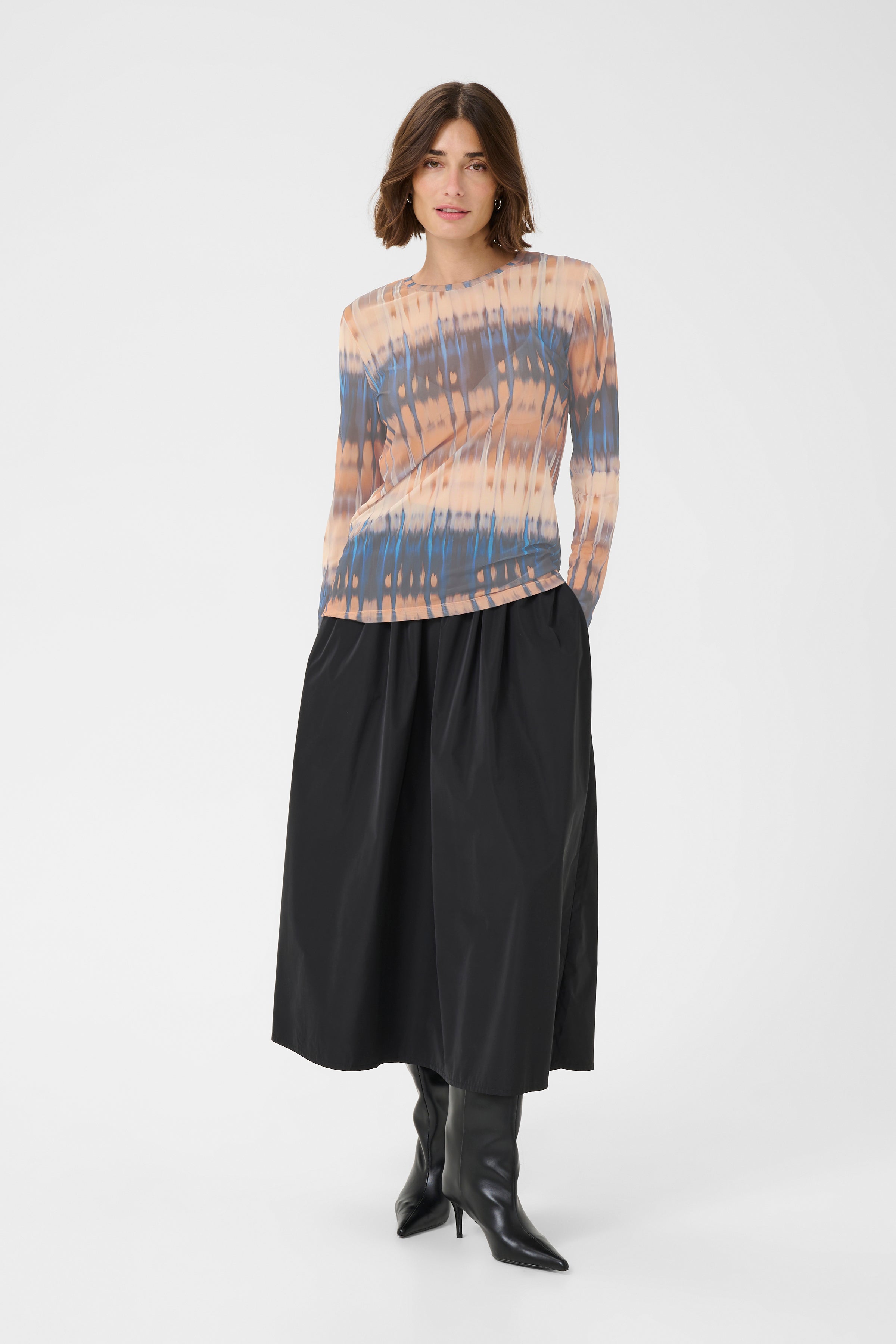 Melida mesh toppur frá Culture -  Blár og beige graphic