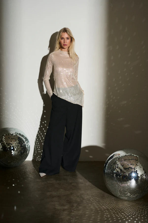Giya Sequin toppur frá Culture - Ljós