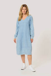 Livie Arpa kjóll frá Culture - Gallaefni Light blue wash
