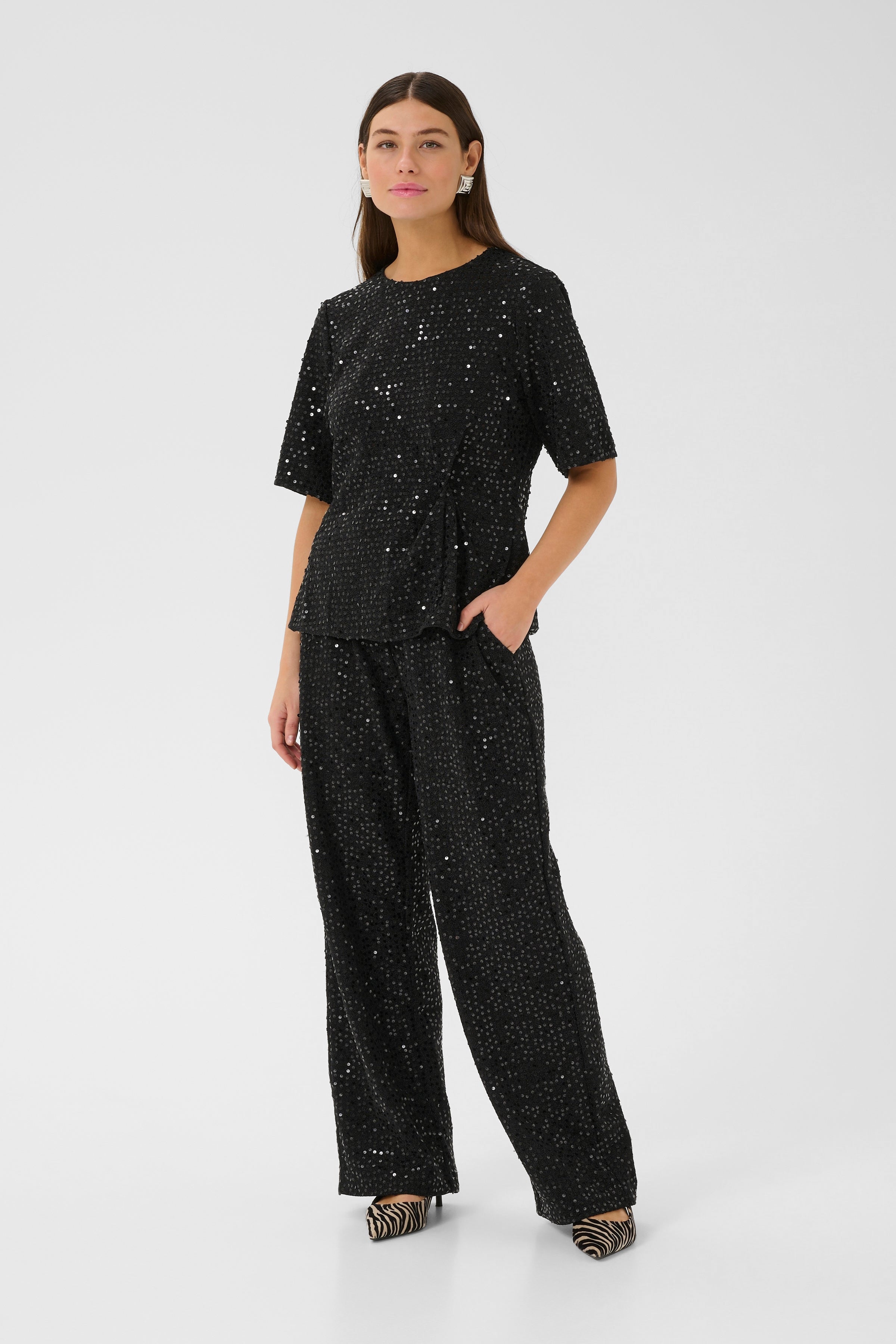 Tamera palíettu blússa frá Culture - Svört