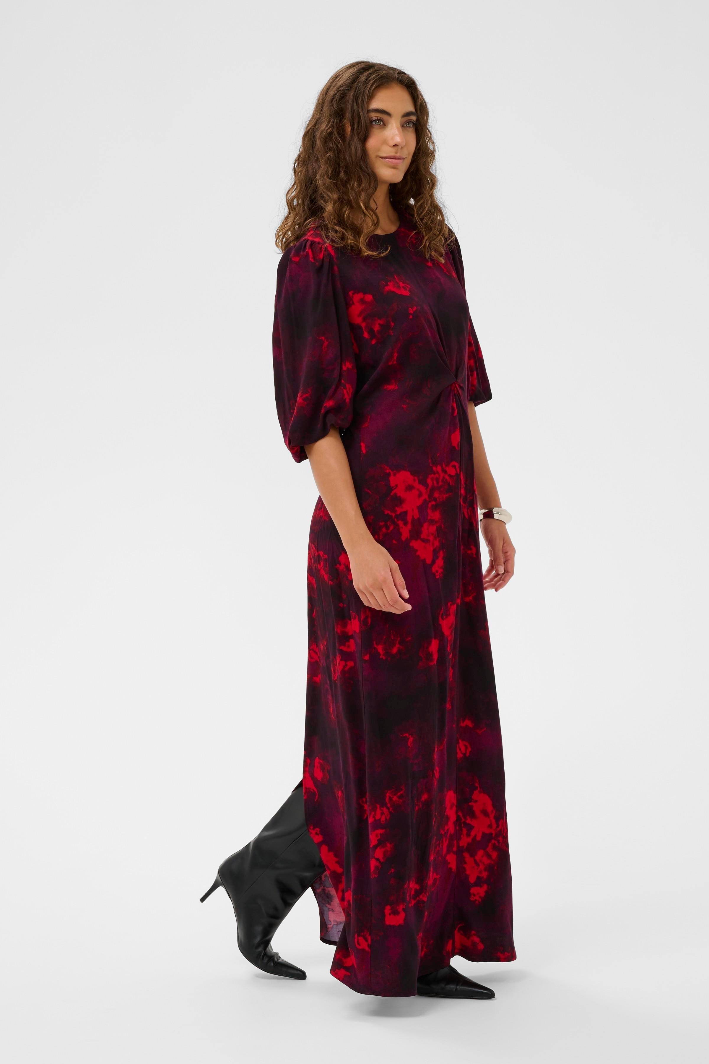 Elsie Elitha síður  kjóll frá Culture - Rauður blóma