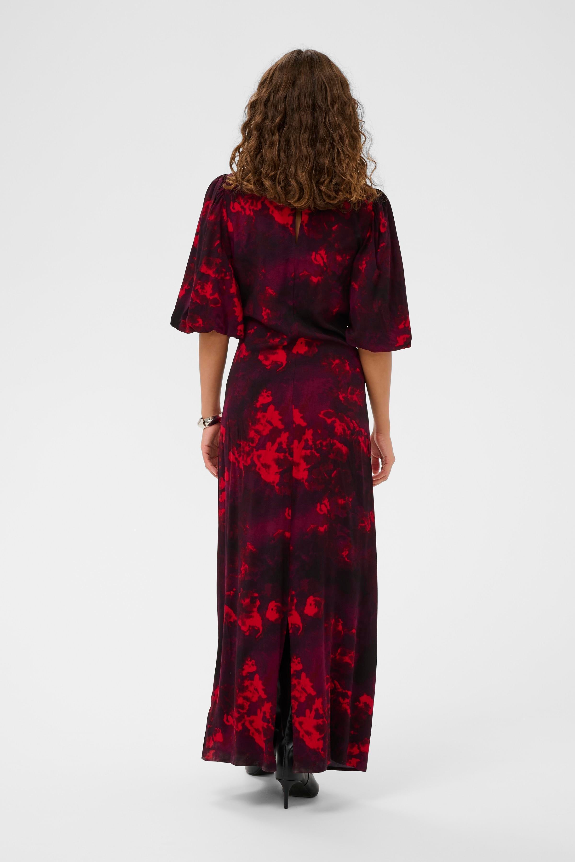 Elsie Elitha síður  kjóll frá Culture - Rauður blóma