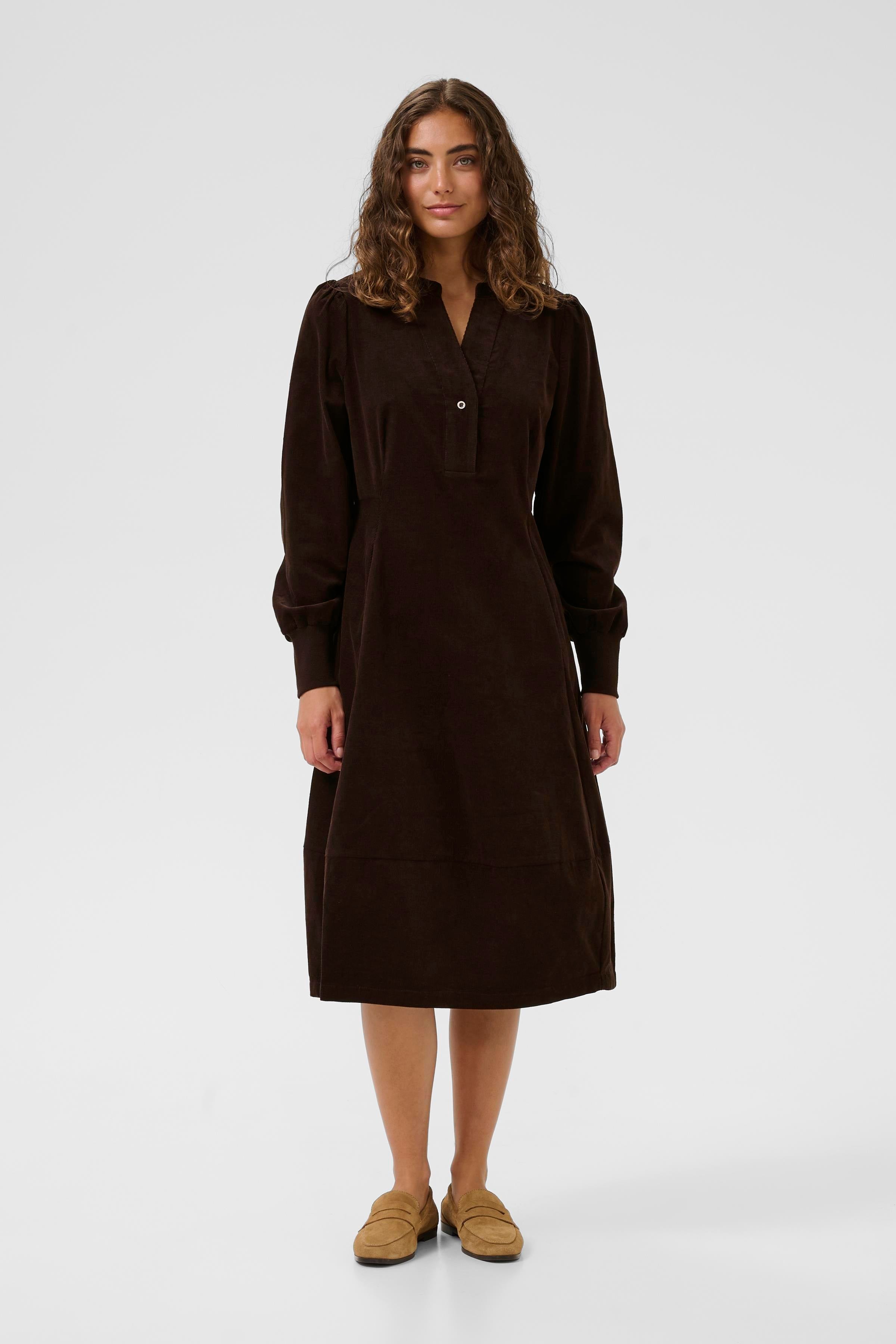 Rhaena kjóll frá Culture - Coffee bean