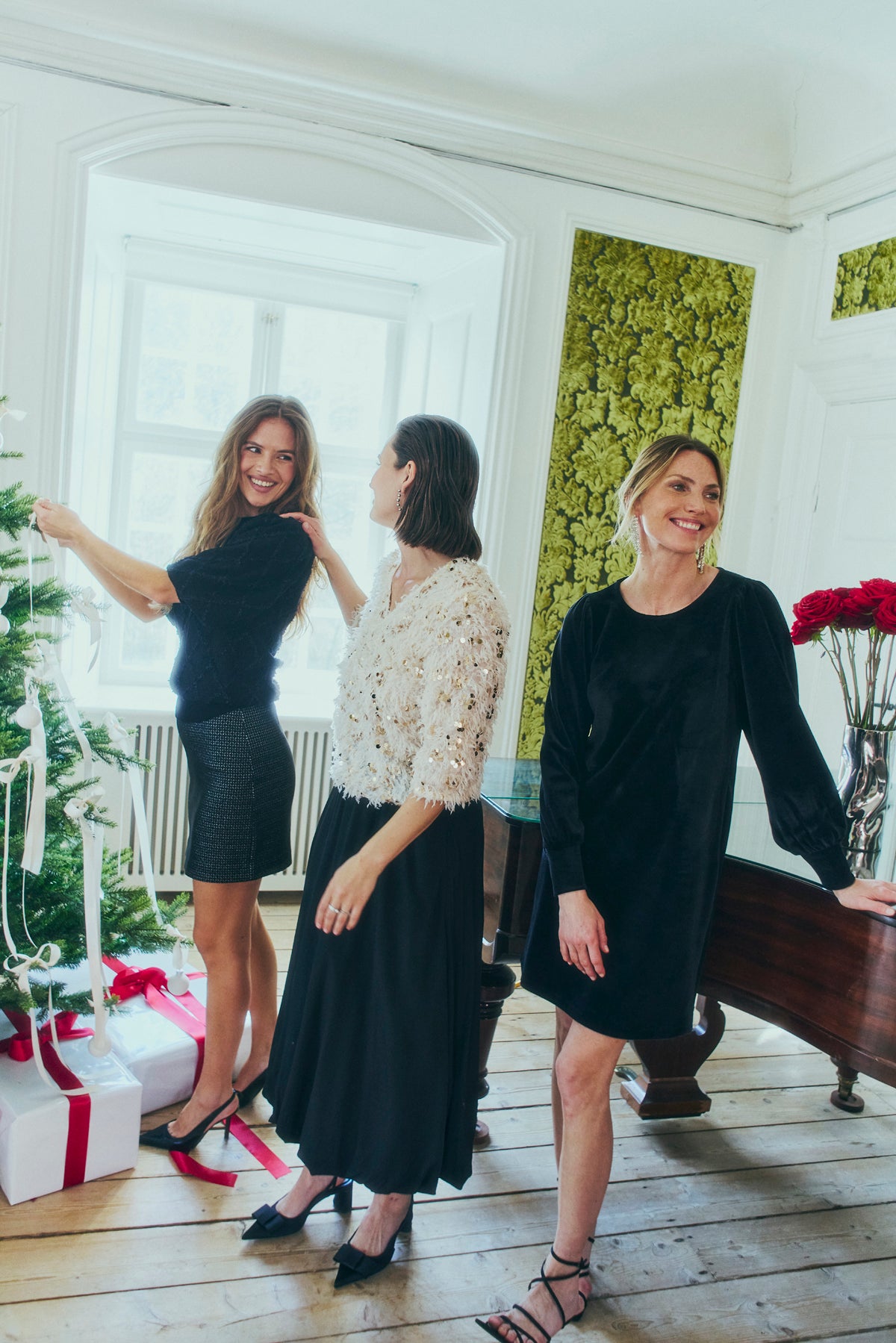 Nolla blússa frá Freequent - Moonbeam w. Gold