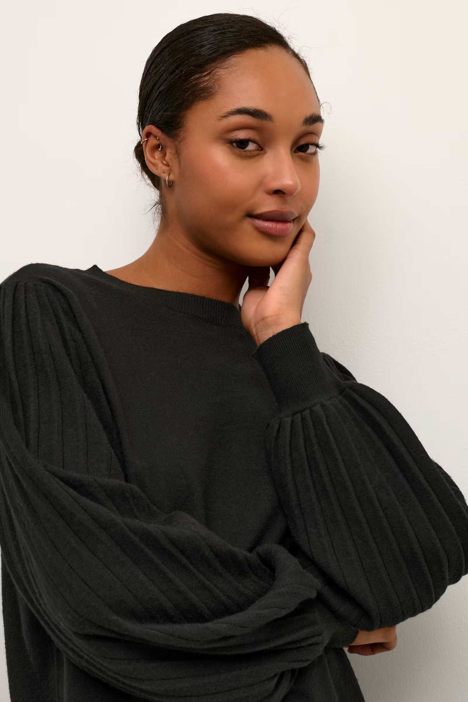 Lone peysa frá Kaffe -Black