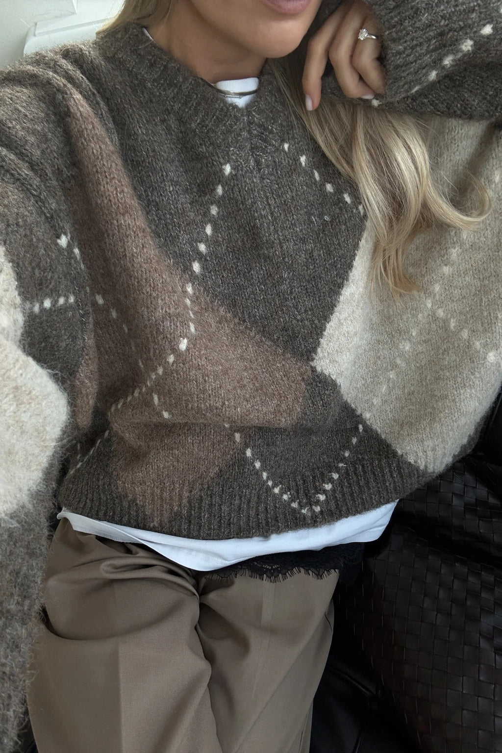 Lai knit peysa frá Noella - Ash brown mix