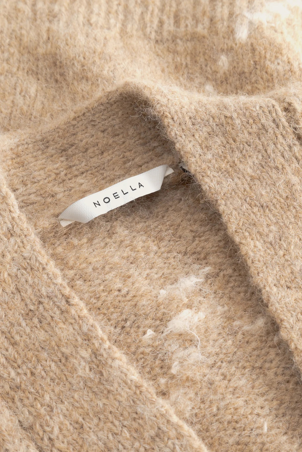 Laiana knit golla frá Noella - Sand melange