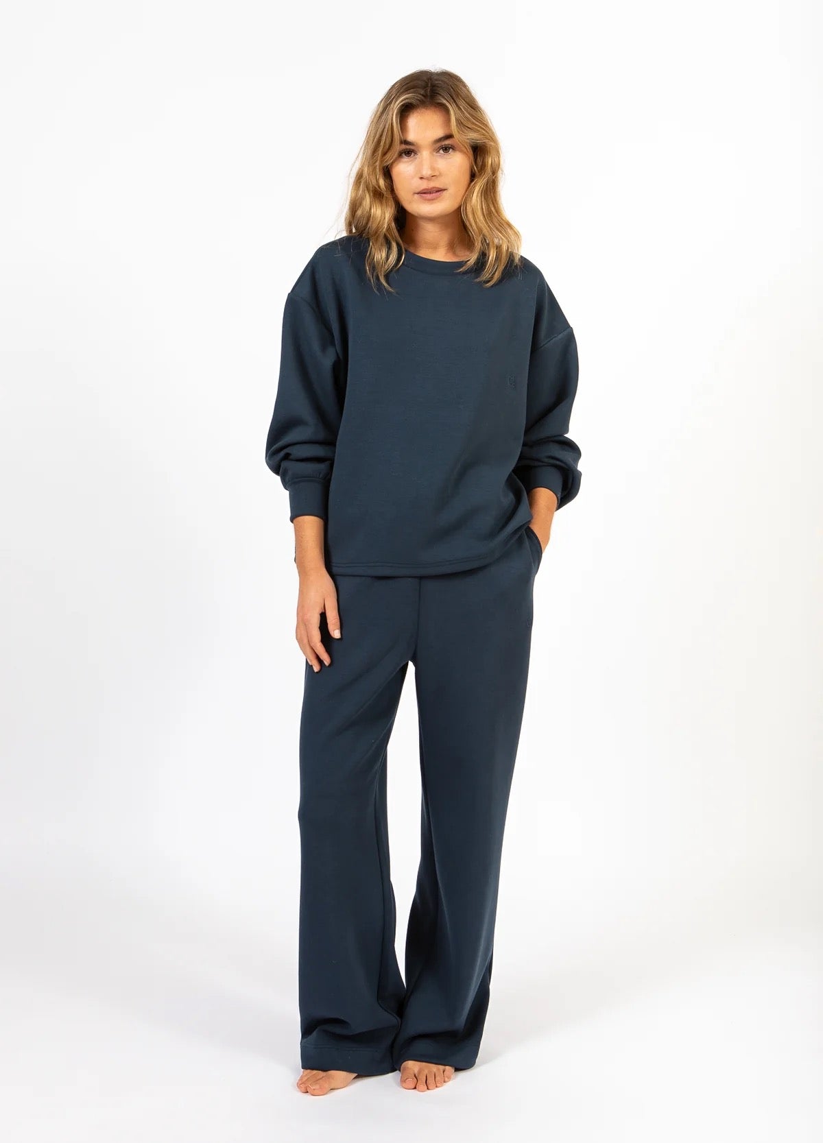 Billie  peysa frá  frá  CC Heart - Navy