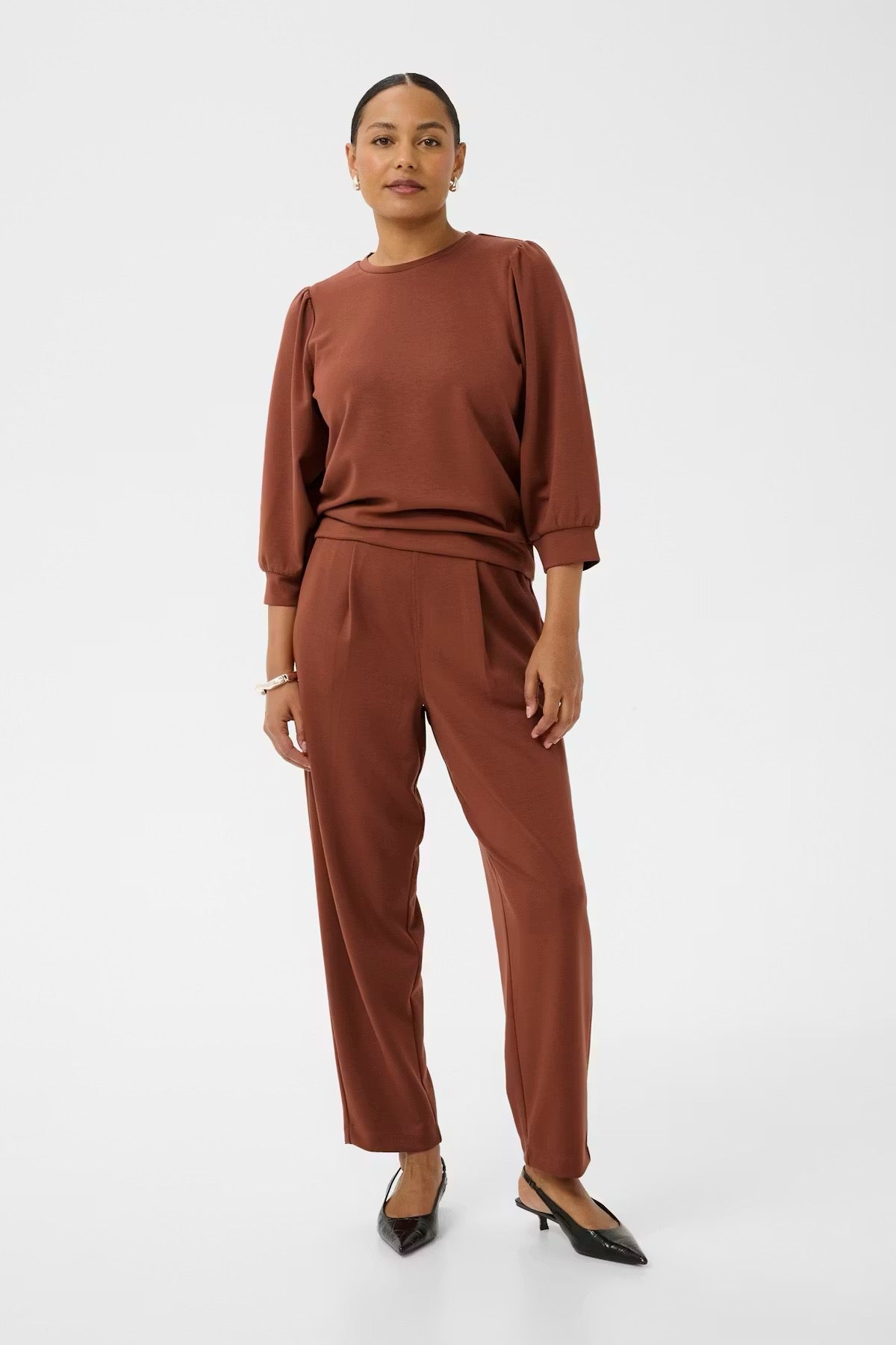 Annie buxur frá Kaffe - Henna brúnar