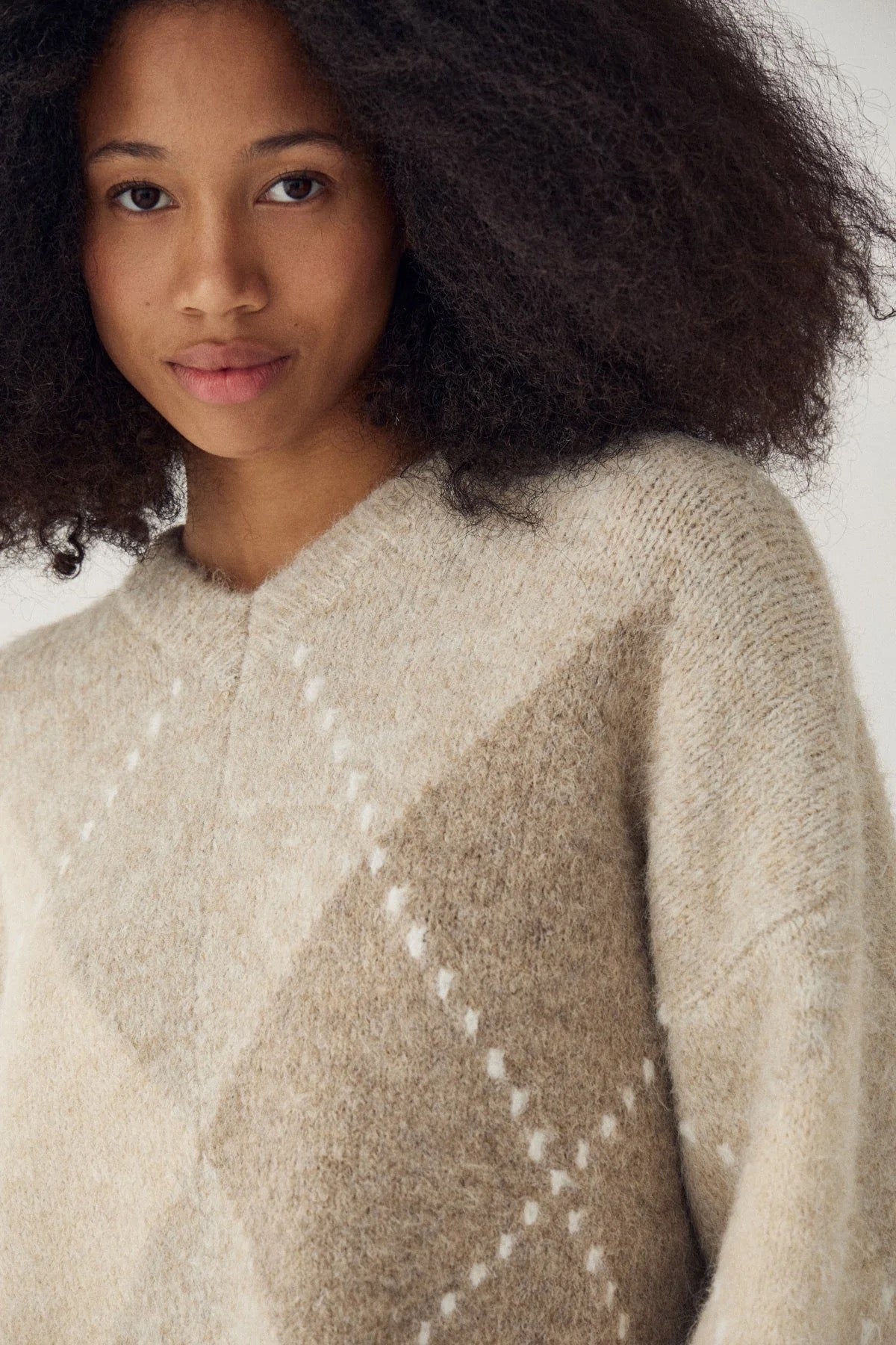 Lai knit peysa frá Noella - Beige mix