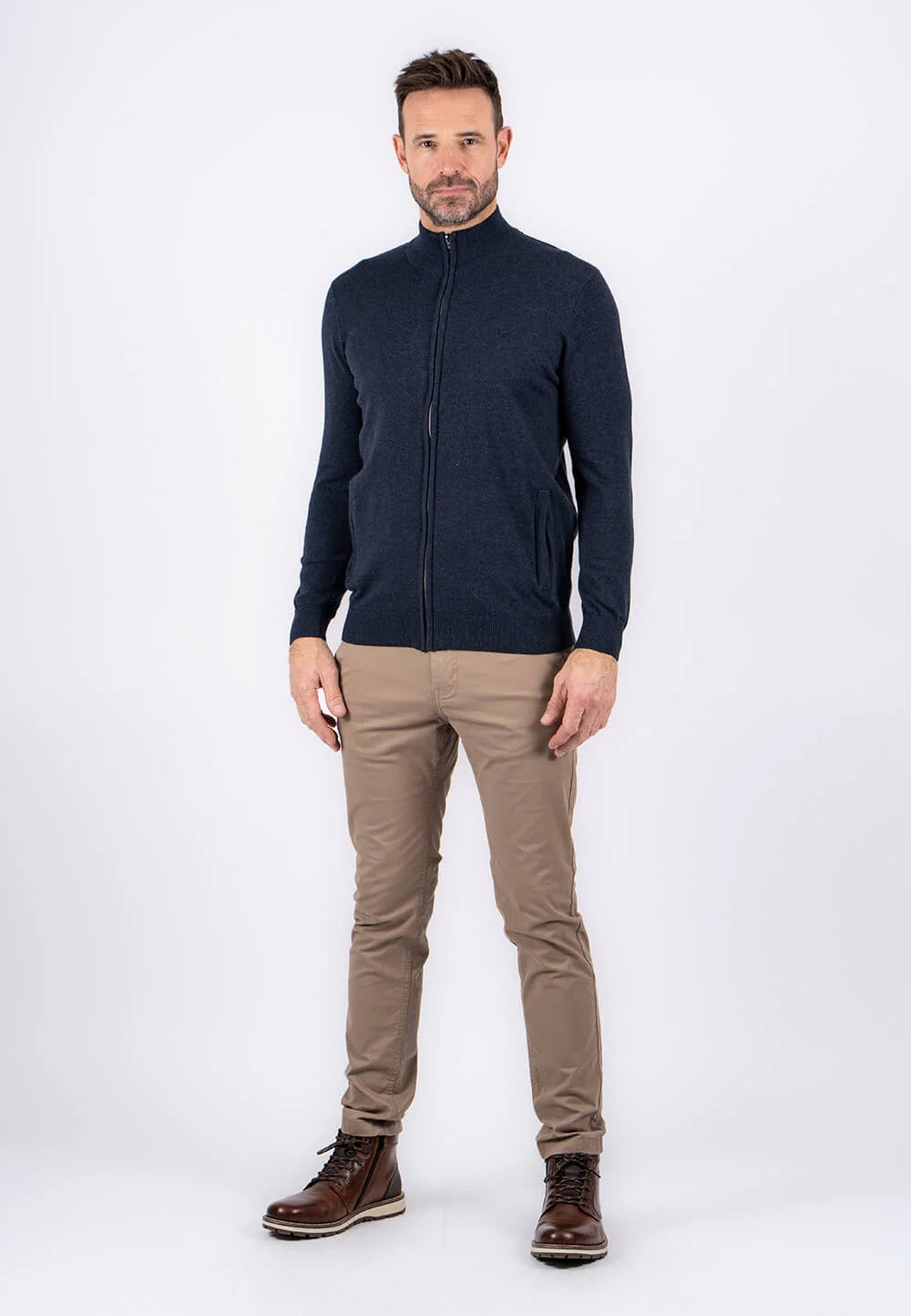 Malcom rennd peysa frá PRE END - Navy