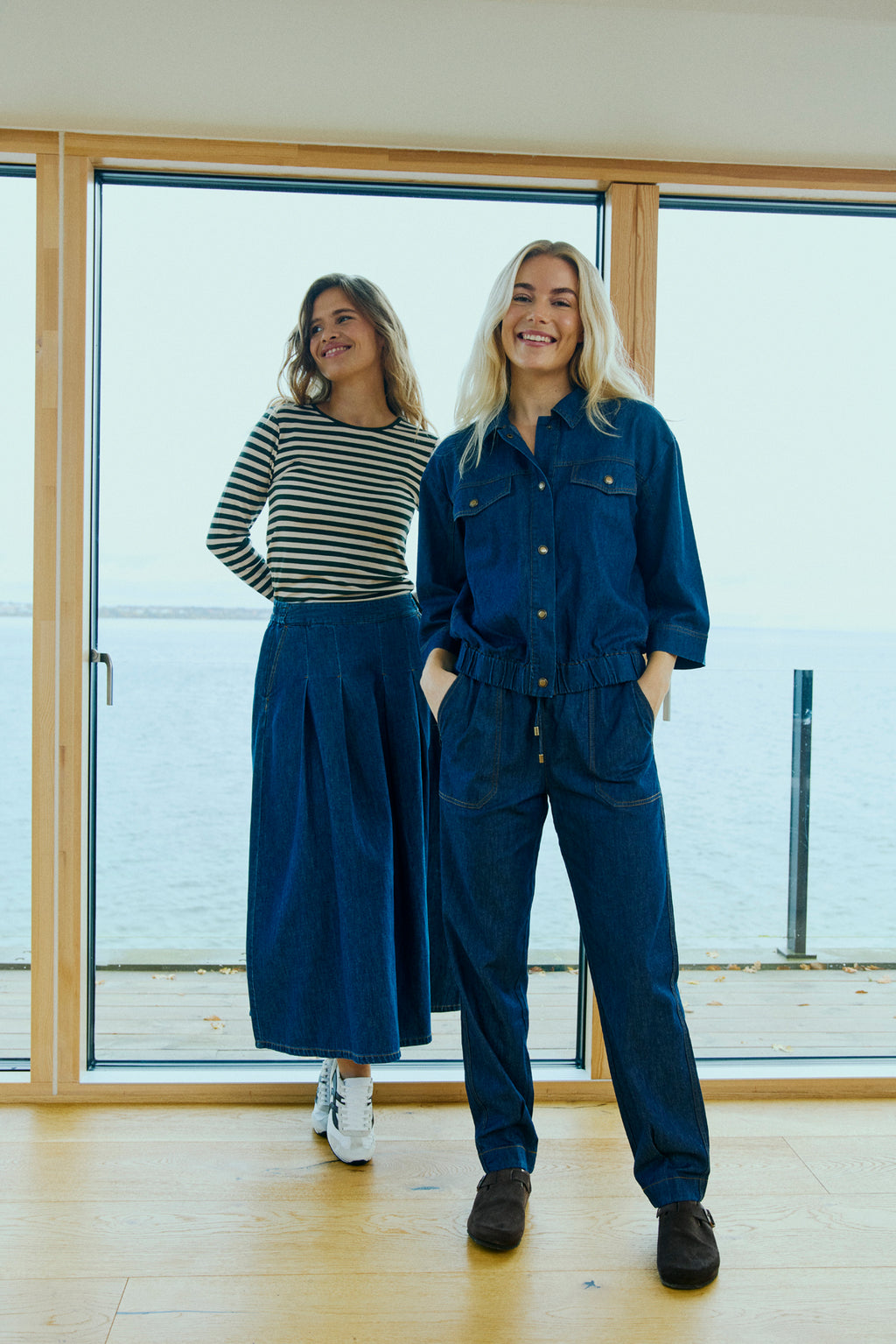 Lisea gallajakki  frá Freequent - Dark blue denim