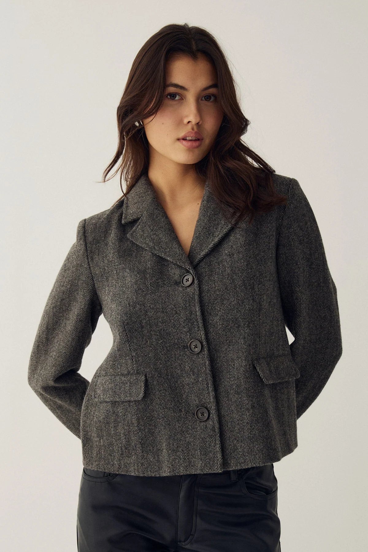 Laurica jakki frá Noella -Grey brown mix
