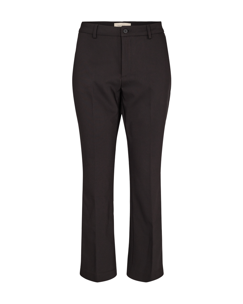 Isadora ankle bootcut  buxur frá Freequent - Svartar