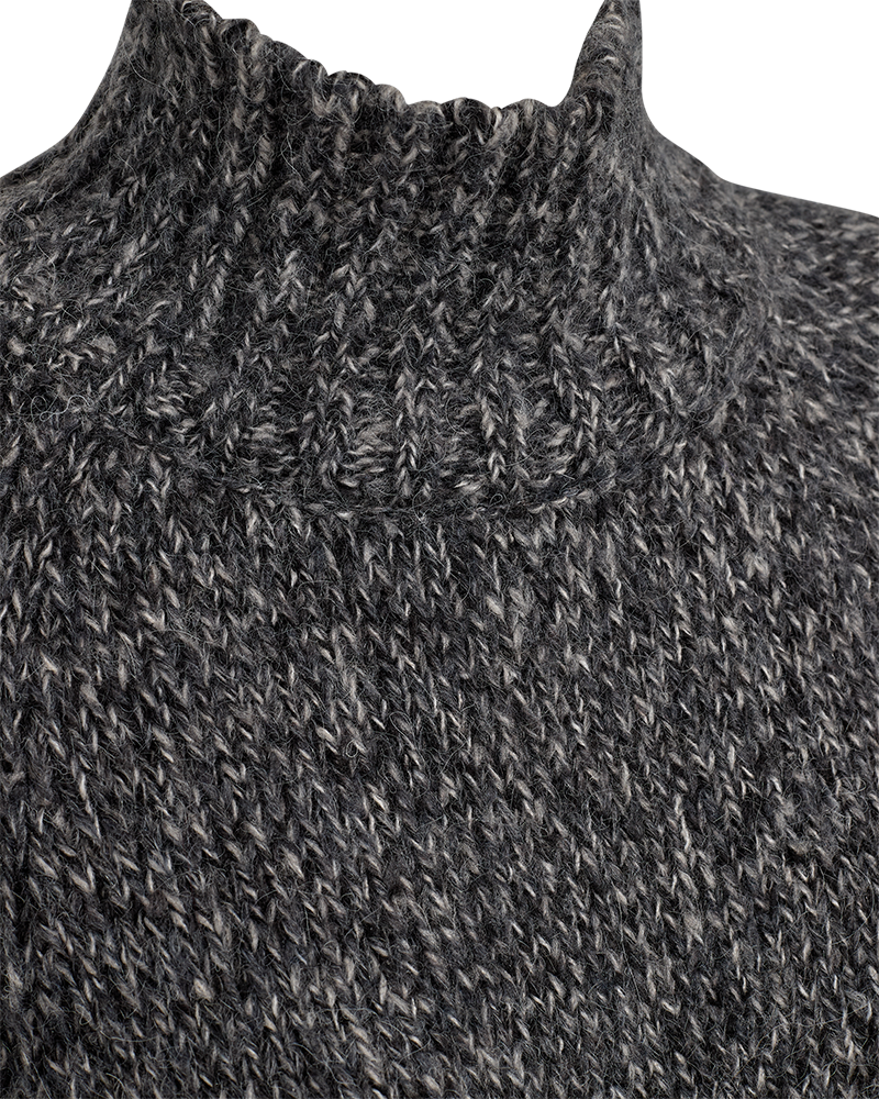Selina slá/peysa frá Freequent -Dark grey melange