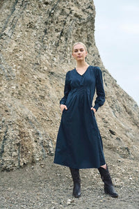 Antoinett kjóll frá Culture  síður - blár